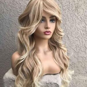 Beautiful wig. Brand new